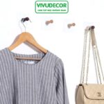 Móc treo quần áo dán tường bằng gỗ – Móc treo quần áo VIVUDECOR MQ06